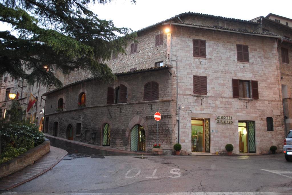 Hotel San Pietro Assisi Eksteriør bilde